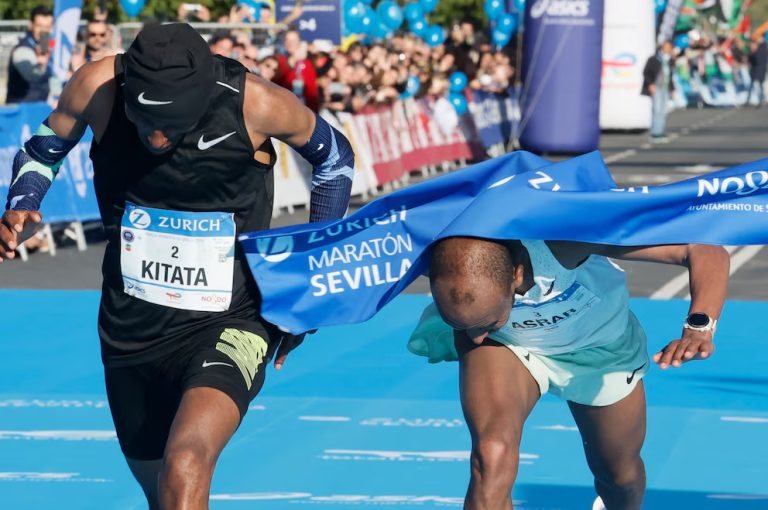 Maratona de Sevilha 2026 tem chegada histórica com photo finish