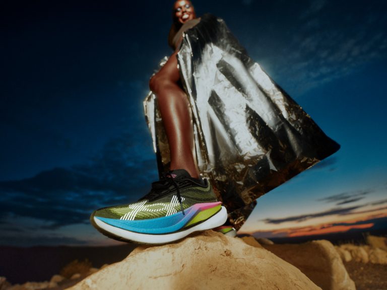 Under Armour amplia presença no running e reforça aposta em performance no Brasil