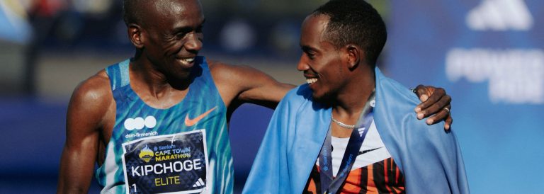 Aos 41 anos, Kipchoge corre em Cape Town e abre nova fase da carreira