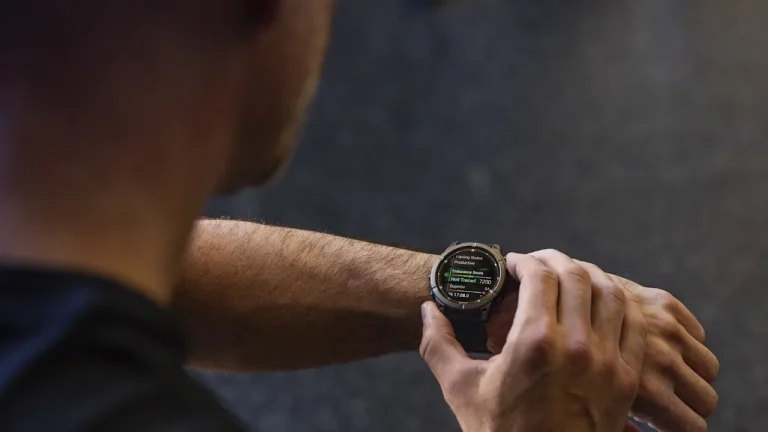 Relatório da Garmin aponta crescimento da corrida e avanço da musculação entre corredores