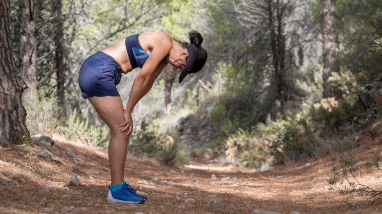 Como aliviar pernas pesadas nas semanas mais fortes da preparação para a maratona