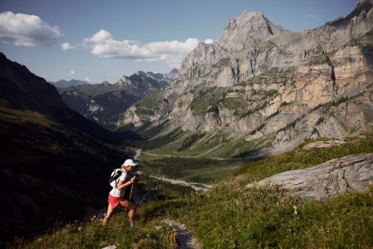 Ultramaratonista percorre 2 mil km pelos Alpes e quebra recorde geral da Via Alpina