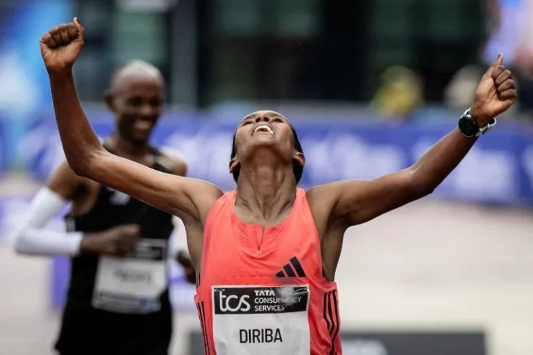 Buze Diriba bate recorde e Lemi Berhanu vence a Maratona de Amsterdã